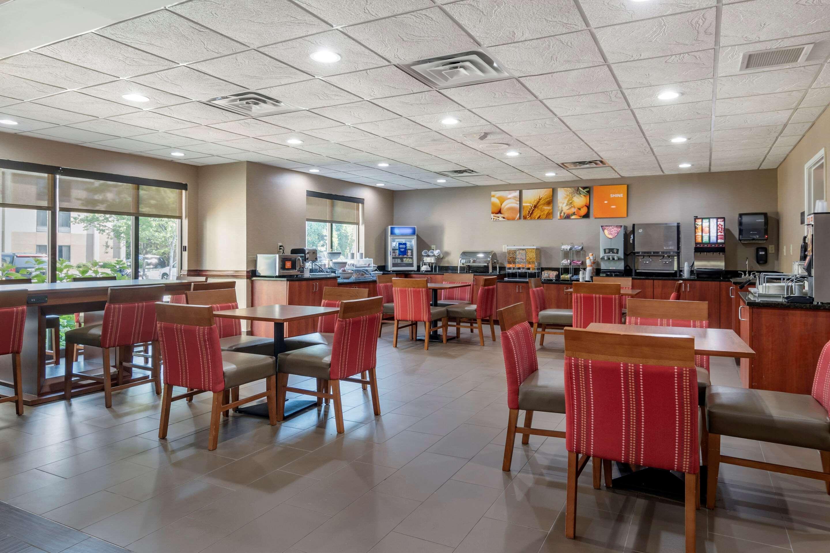 Comfort Suites Woodstock - Atlanta North Zewnętrze zdjęcie